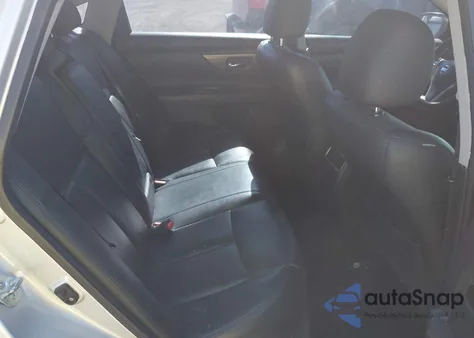 2015 Nissan Altima 2.5/2.5 S/2.5 Sl/2.5 Sv z USA, uszkodzony, nr VIN 1N4AL3AP5FC4H4429